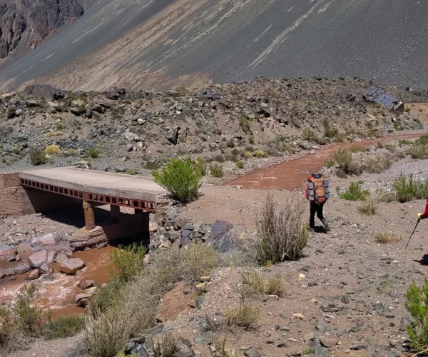 Refugios del Río de Tupungato